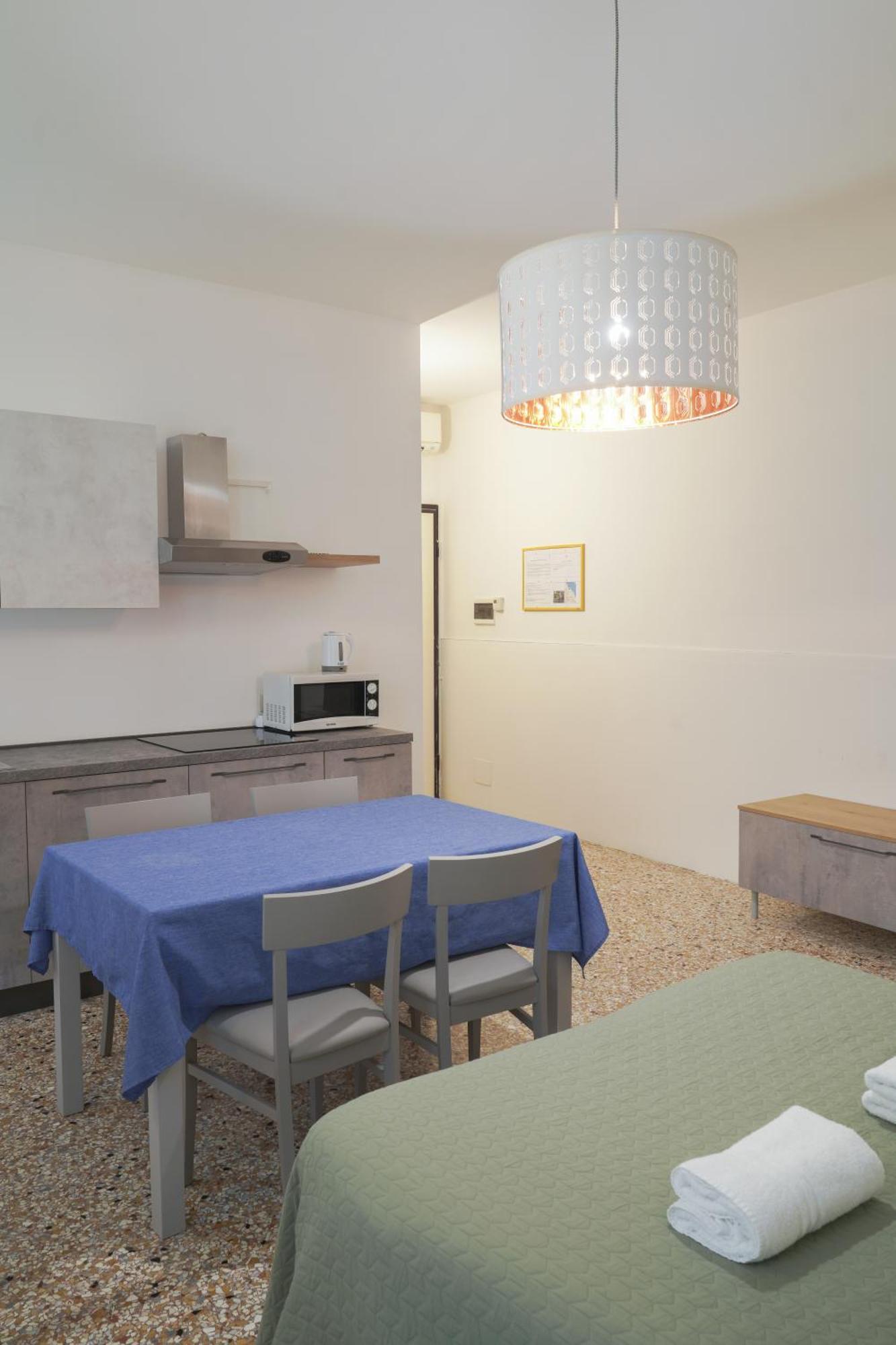 Melusina Apartments Rialto Венеция Экстерьер фото