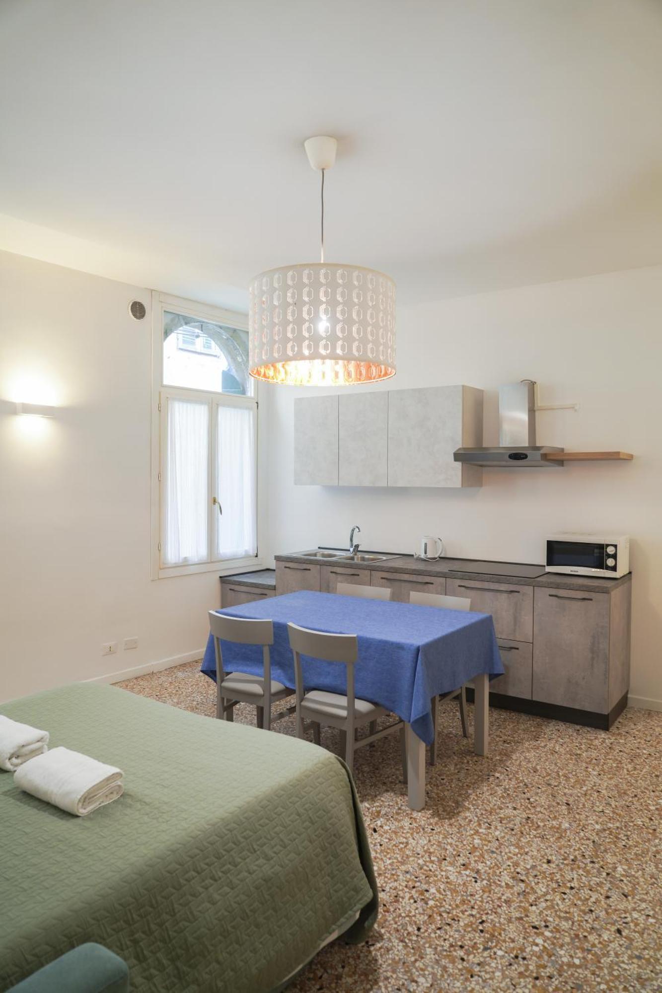 Melusina Apartments Rialto Венеция Экстерьер фото